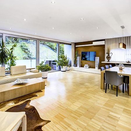 Sky View Salzburg Apartamento Exterior foto